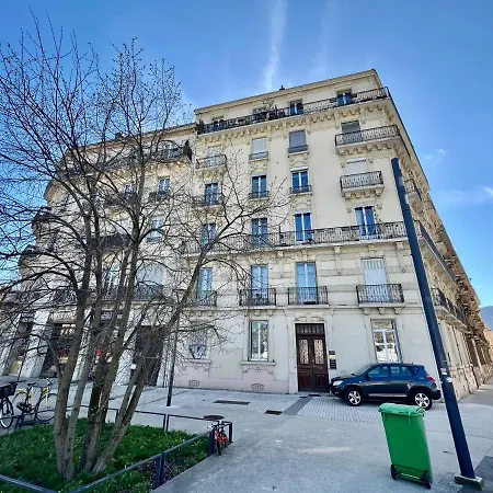 La Loge Parisienne 300m Gare Bastille Telepherique Apartment Grenoble